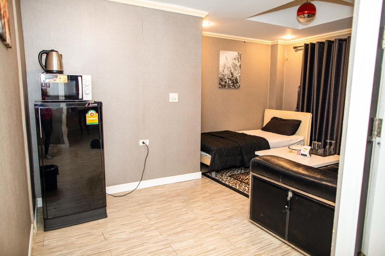 Merry Inn Suites Паттайя Экстерьер фото